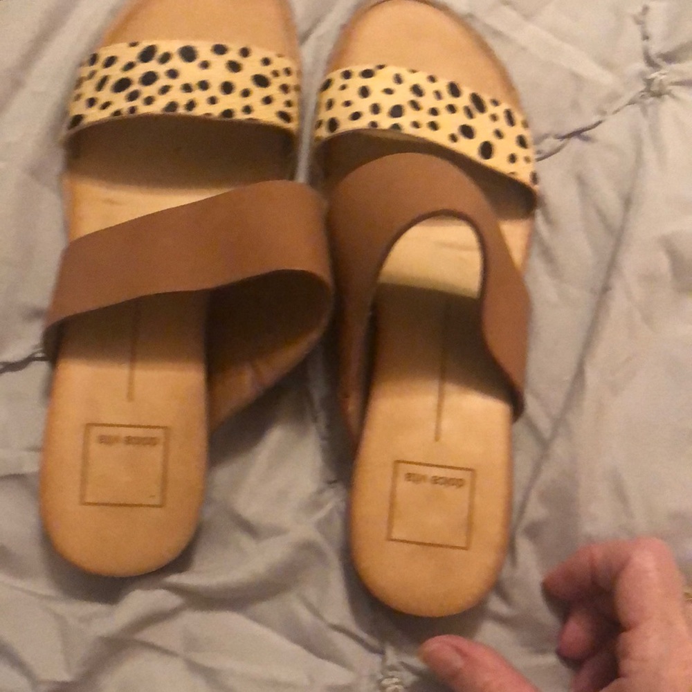 Dolce vita worn once step in a little ink on the sole but not Noticeable size 8